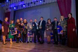 Мы все с пальцем